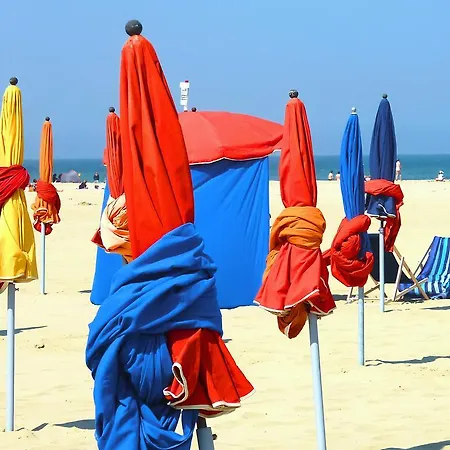 La Parenthese * Deauville